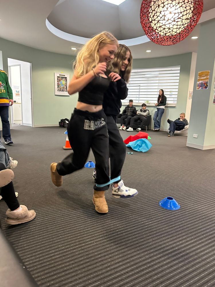 2 Students 3-legged race